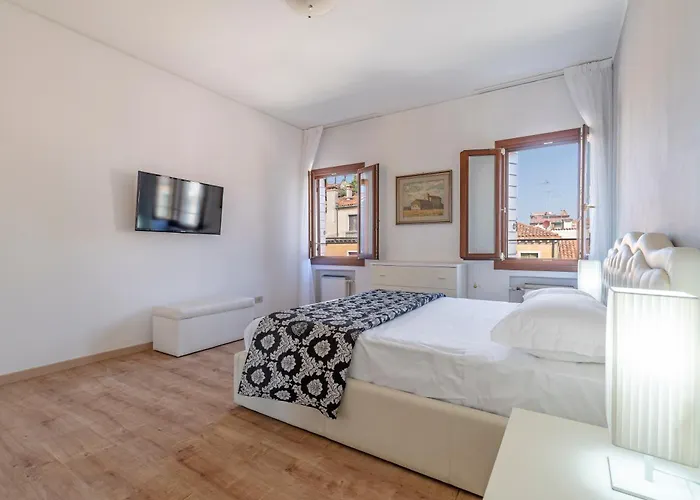 Ca' Dei Carmini * Velence