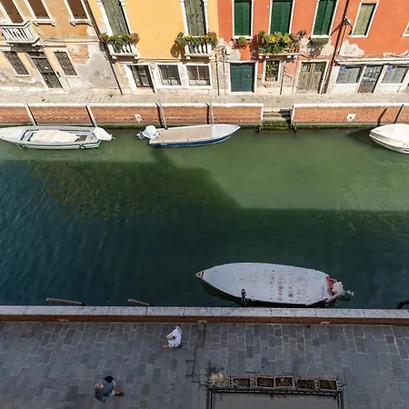Ca' Dei Carmini Apartment Venice
