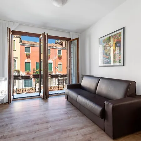 Apartment Ca' Dei Carmini *