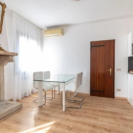 Apartment Ca' Dei Carmini *