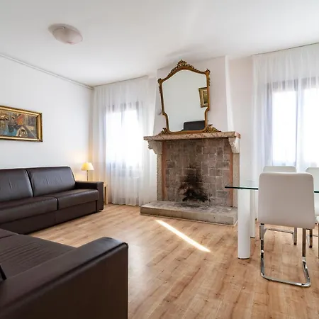 Apartment Ca' Dei Carmini *