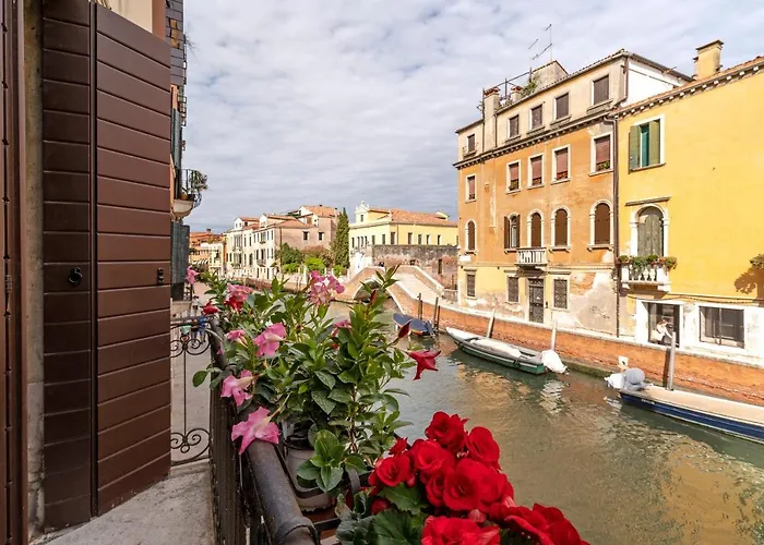 Ca' Dei Carmini * Venedik